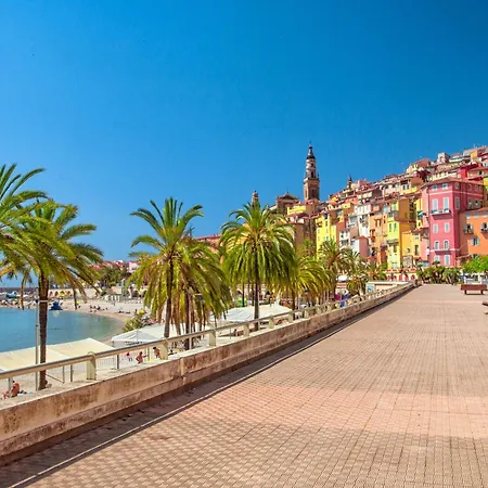 Regina - Happy * Menton